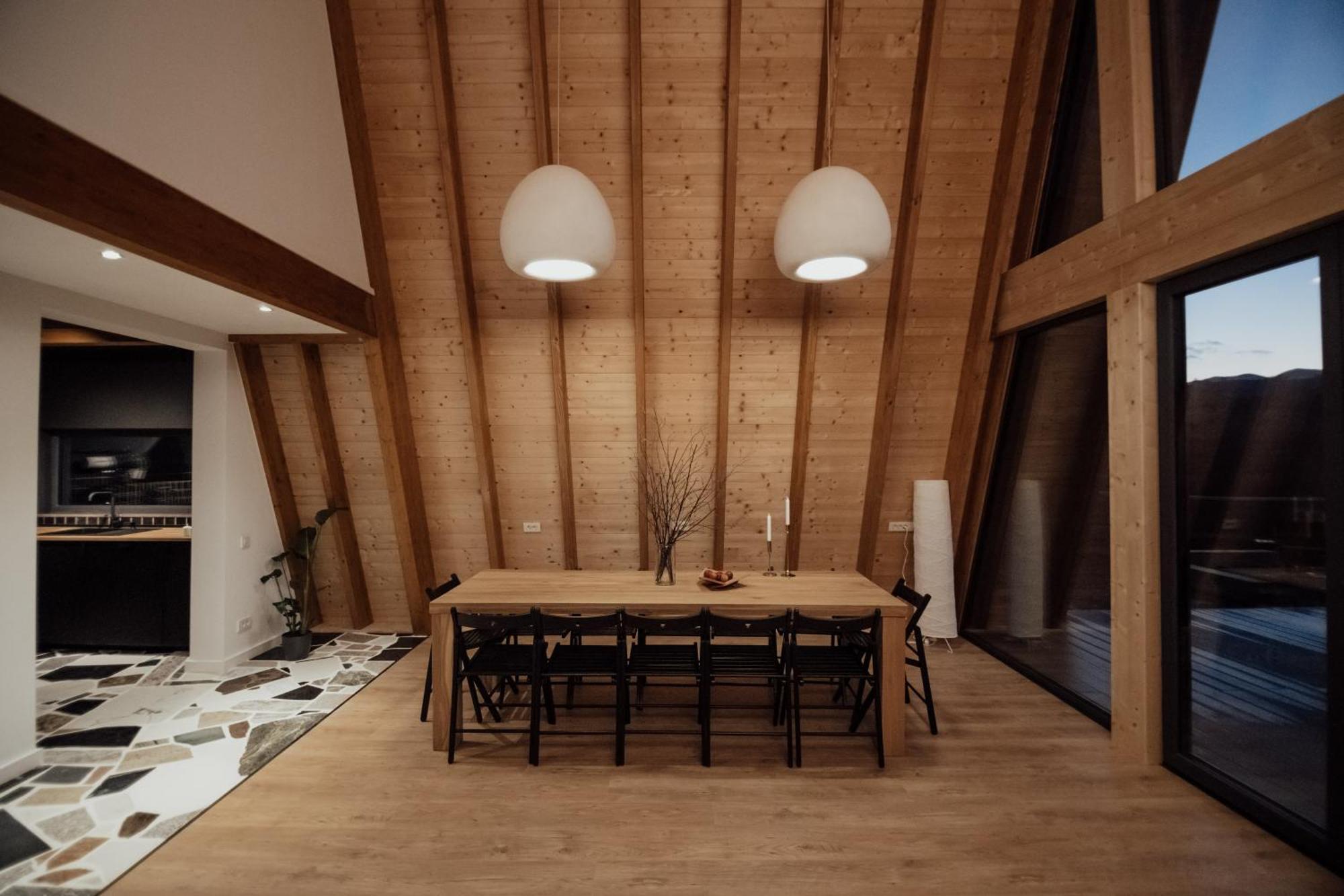 Amont Chalet Pestera  Exterior photo